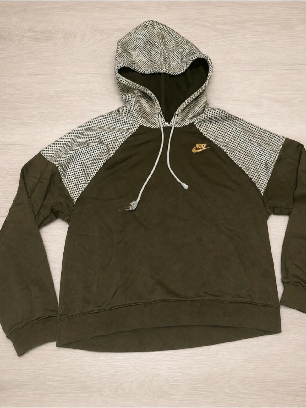 Nike Pullover Hoodie womens Medium Olive Green Mesh Hood Sweatshirt Swoosh